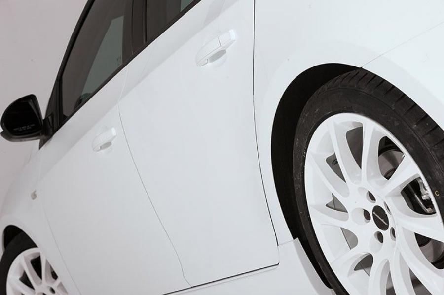  Holden Cruze Hatchback by Walkinshaw Performance 2012 года  (фото 8 из 14)